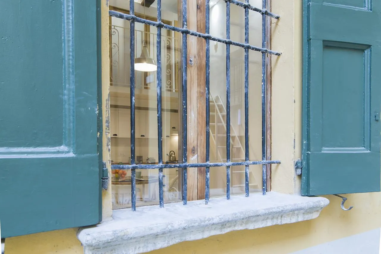University Loft Apartment Bologna